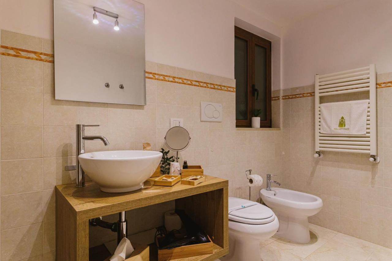 Milestones Modern Suite Trullo Jacuzzi Spa & Relax ألبيروبيللو المظهر الخارجي الصورة