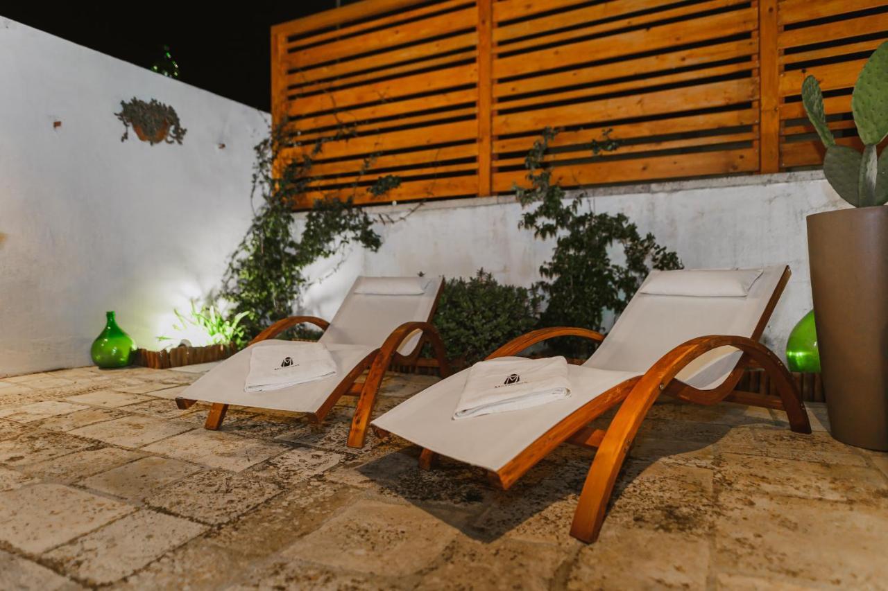 Milestones Modern Suite Trullo Jacuzzi Spa & Relax ألبيروبيللو المظهر الخارجي الصورة